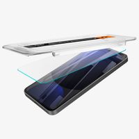 Spigen GLAStR EZ Fit Screenprotector + Applicator Samsung Galaxy A56 / S24 FE
