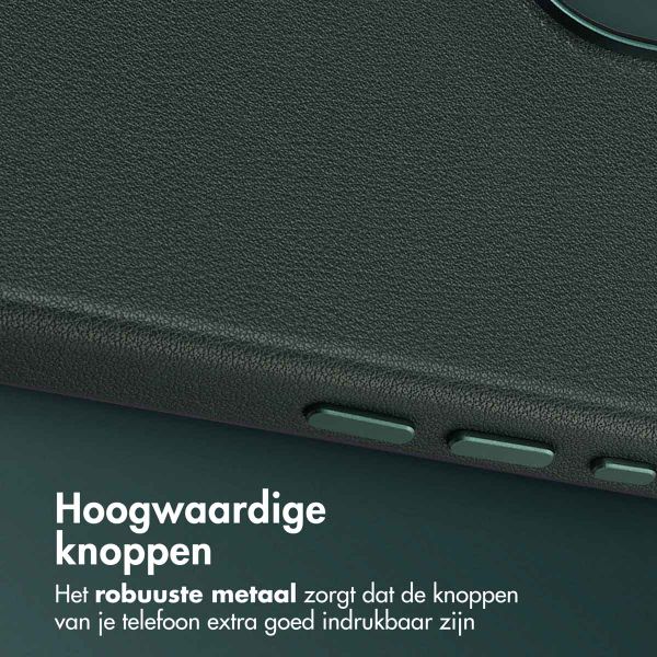 Accezz MagSafe Leather Backcover Apple iPhone 17 - Cedar Green
