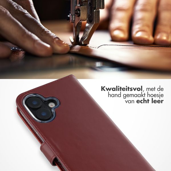 Selencia Echt Leren Bookcase Apple iPhone 17 - Burgundy