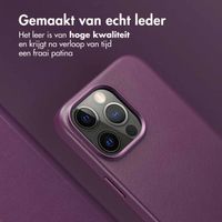 Accezz Leather Bookcase 2-in-1 met MagSafe iPhone 15 Pro Max - Heath Purple