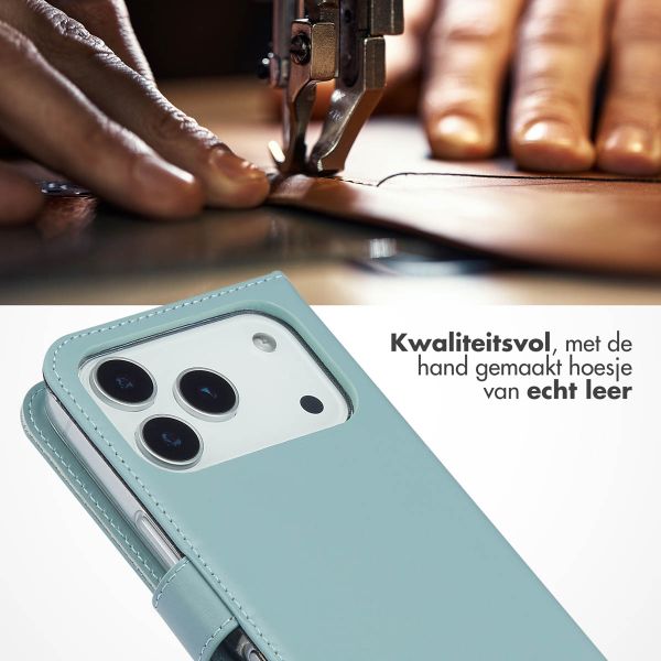 Selencia Echt Leren Bookcase Apple iPhone 17 Pro - Air Blue