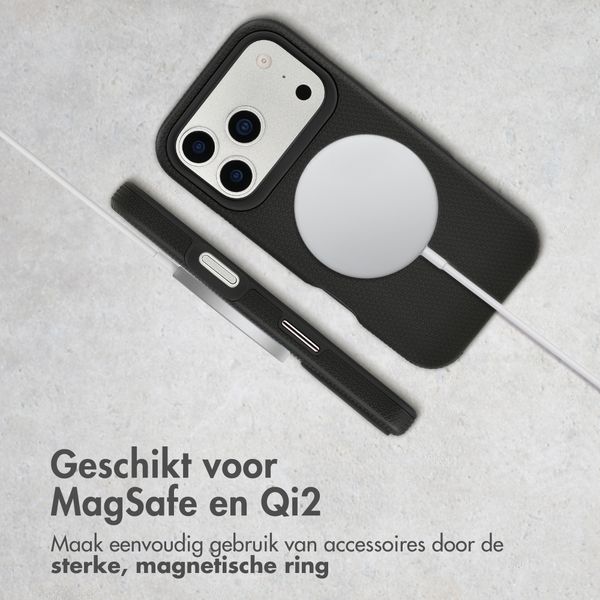 Accezz Tough Backcover met MagSafe Apple iPhone 17 Pro - Zwart