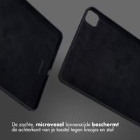 Accezz Liquid Silicone Backcover met penhouder iPad Pro 11 (2018/2020/2021/2022) - Zwart