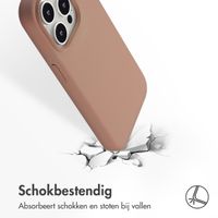 Accezz Liquid Silicone Backcover met MagSafe Apple iPhone 15 Pro - Light Brown