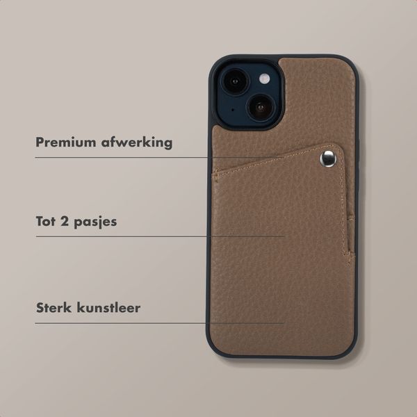Selencia Riva Backcover met Pashouder Apple iPhone 15 - Mocha Brown