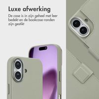 Accezz Leather Bookcase 2-in-1 met MagSafe Apple iPhone 17 - Lichtgrijs