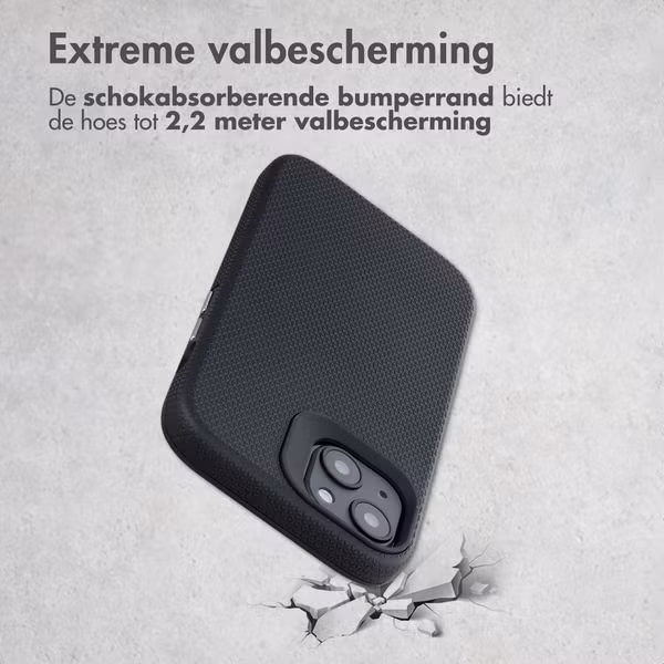 Accezz Tough Backcover met MagSafe Apple iPhone 13 - Zwart