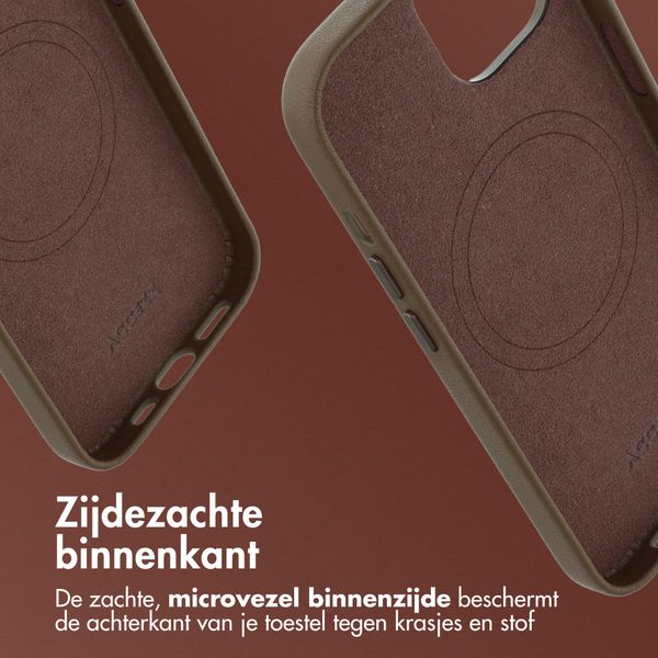Accezz MagSafe Leather Backcover Apple iPhone 15 - Coffee Brown