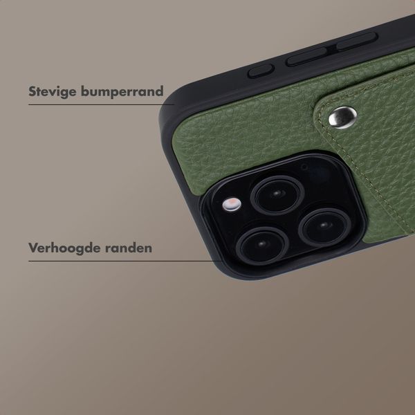 Selencia Riva Backcover met Pashouder Apple iPhone 16 Pro - Sage Green