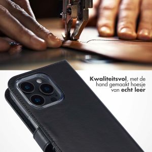 Selencia Echt Lederen Bookcase iPhone 16 Pro Max - Zwart