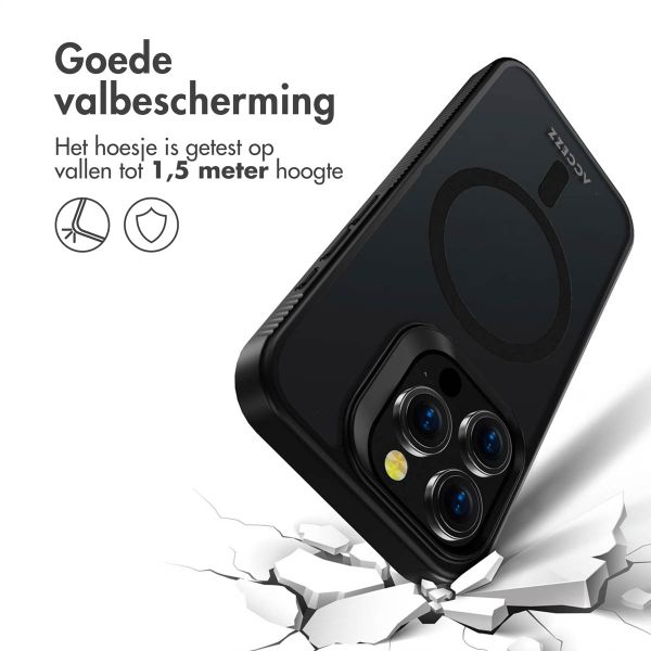 Accezz Rugged Frosted MagSafe Backcover iPhone 15 Pro - Zwart