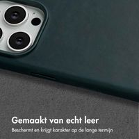 Accezz Vintage Leather Magsafe Backcover iPhone 14 Pro - Smokey Green