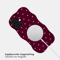 Selencia Vivid Wavy Backcover met MagSafe Apple iPhone 16 - Happy Dots Burgundy