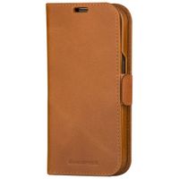 dbramante1928 Lynge Bookcase Apple iPhone 15 Pro - Tan