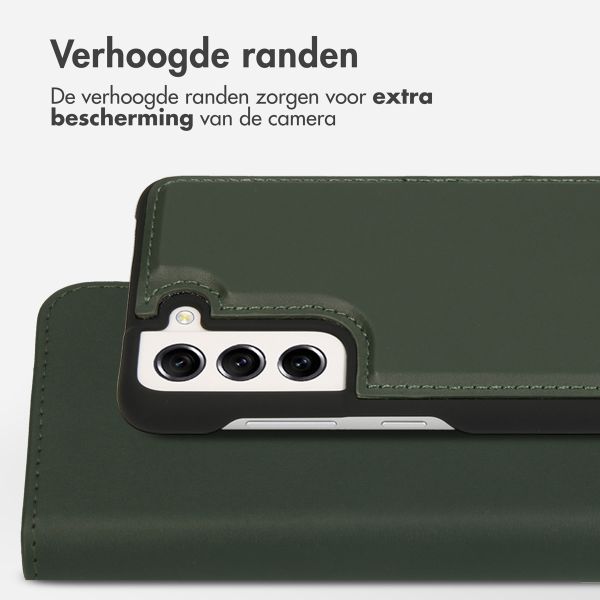 Accezz Premium Leather 2 in 1 Wallet Bookcase Samsung Galaxy S21 FE - Groen