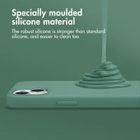 Accezz Liquid Silicone Backcover Apple iPhone 13 Pro Max - Donkergroen