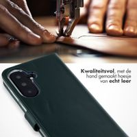 Selencia Echt Leren Bookcase Samsung Galaxy A37 (5G) - Groen