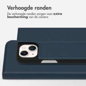 Accezz Premium Leather Slim Bookcase iPhone 13 - Donkerblauw