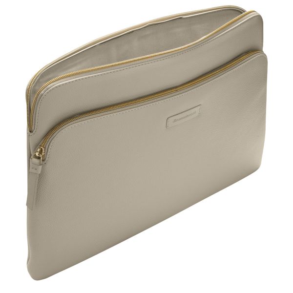 dbramante1928 Paris+ Sleeve - Laptop hoes 13 inch - Echt leer - MacBook Pro / Air 13 inch - Sand Dune