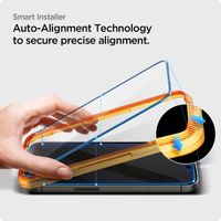 Spigen GLAStR EZ Fit Screenprotector + Applicator Apple iPhone 14 Pro