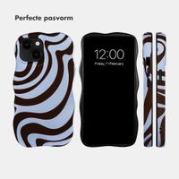 Selencia Vivid Wavy Backcover met MagSafe Apple iPhone 14 / 13 - Dream Swirl Chocolate