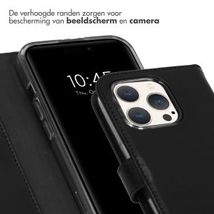 Selencia Echt Lederen Bookcase iPhone 15 Pro - Zwart