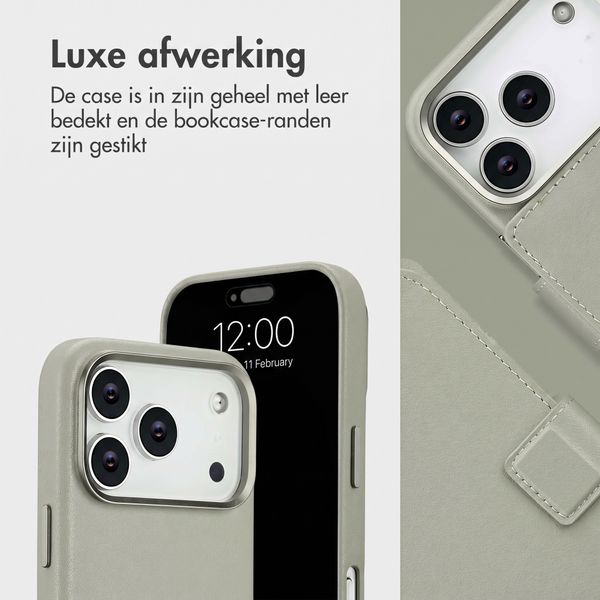 Accezz Leather Bookcase 2-in-1 met MagSafe Apple iPhone 18 Pro / 17 Pro - Light Grey