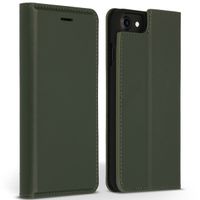 Accezz Premium Leather Slim Bookcase Apple iPhone SE (2022 / 2020) / 8 / 7 / 6(s) - Groen
