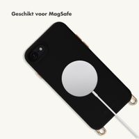 Selencia Rivièra MagSafe Backcover met afneembare haakjes Apple iPhone SE (2022 / 2020) / 8 / 7 / 6(s) - Velvet Black