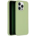 Accezz Liquid Silicone Backcover met MagSafe iPhone 15 Pro Max - Groen