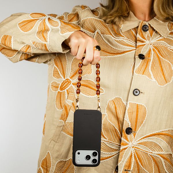 Selencia Rivièra MagSafe Backcover met afneembare haakjes iPhone 12 / 12 Pro - Velvet Black