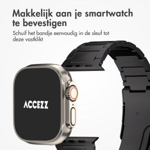 Accezz Mat Titanium bandje Apple Watch Series 1 t/m 10 / SE / Ultra (2) (44/45/46/49 mm) - Zwart