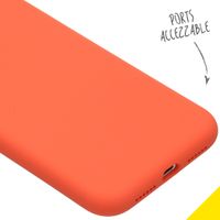 Accezz Liquid Silicone Backcover iPhone 11 - Nectarine